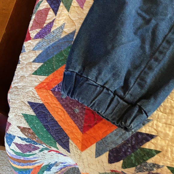 Distressed denim jogger - Picture 7 of 8